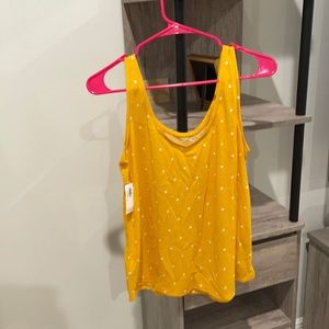 Yellow tank top with white poke a dots M old navy